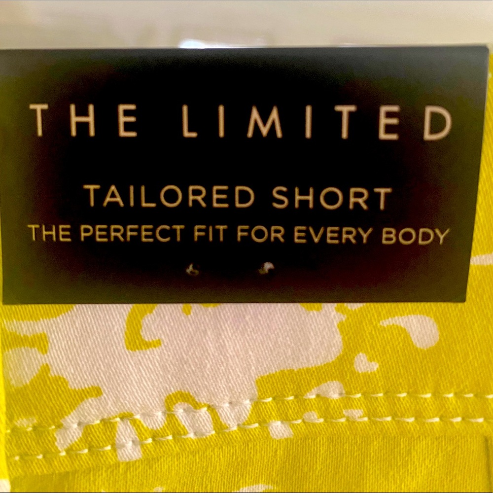 🌴THE LIMITED🌴 CHARTREUSE TAILORED STRETCH SHORTS NWT💚 - Picture 5 of 6
